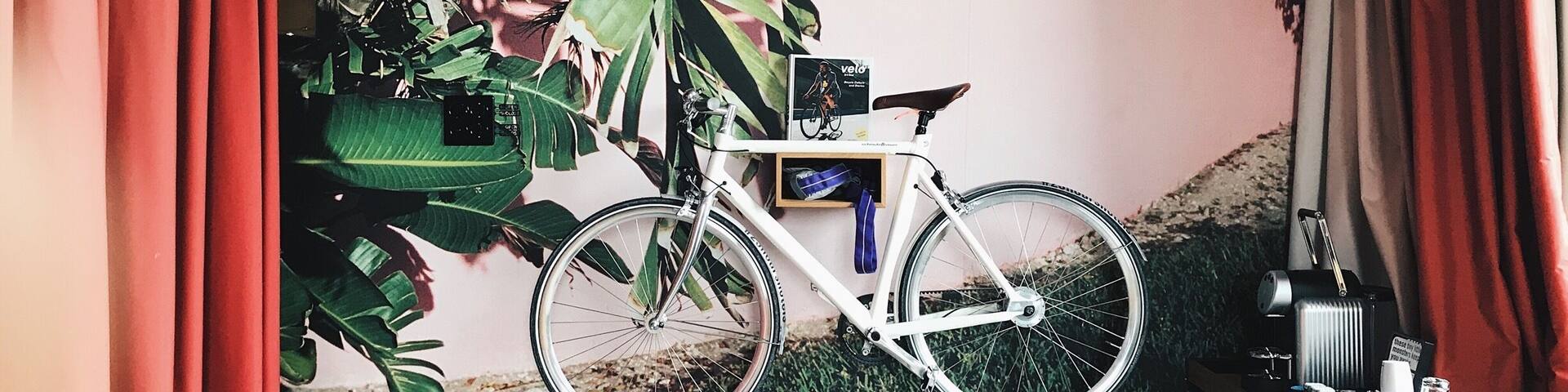 We stayed at the amazing 25 Hours Hotel in Zurich. The XL suite comes with a bike that guests can use to get around the city. #lifeatexpedia