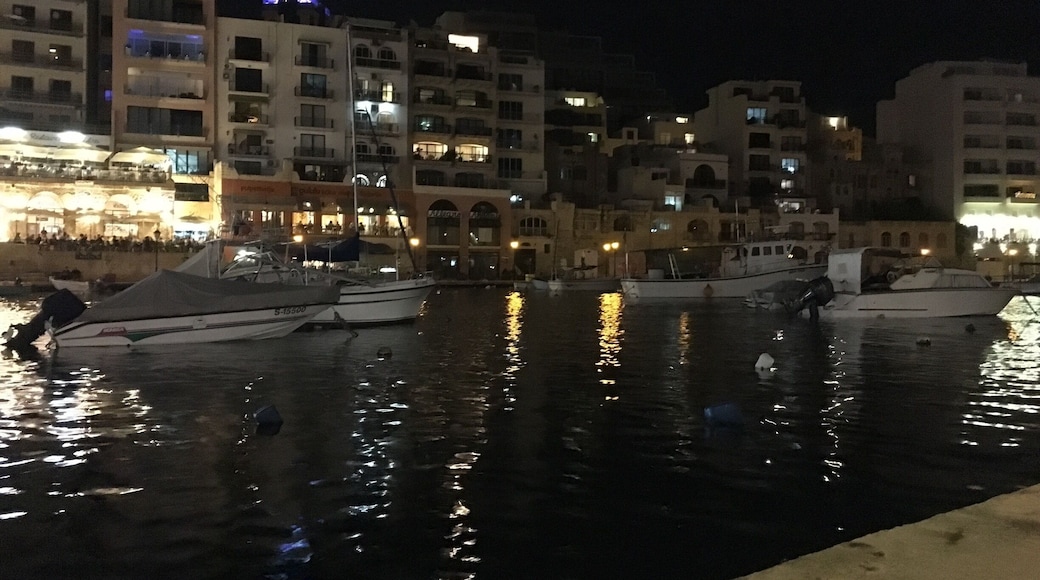 Spinola Bay, Saint Julian's, Malta. 🇲🇹