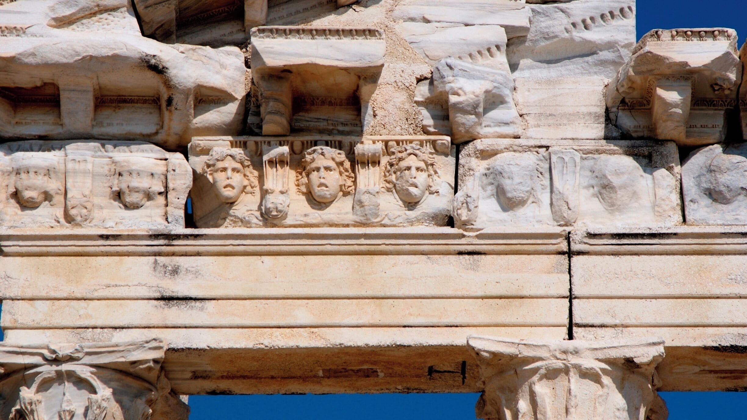 Temple of Apollon, details

#architecture