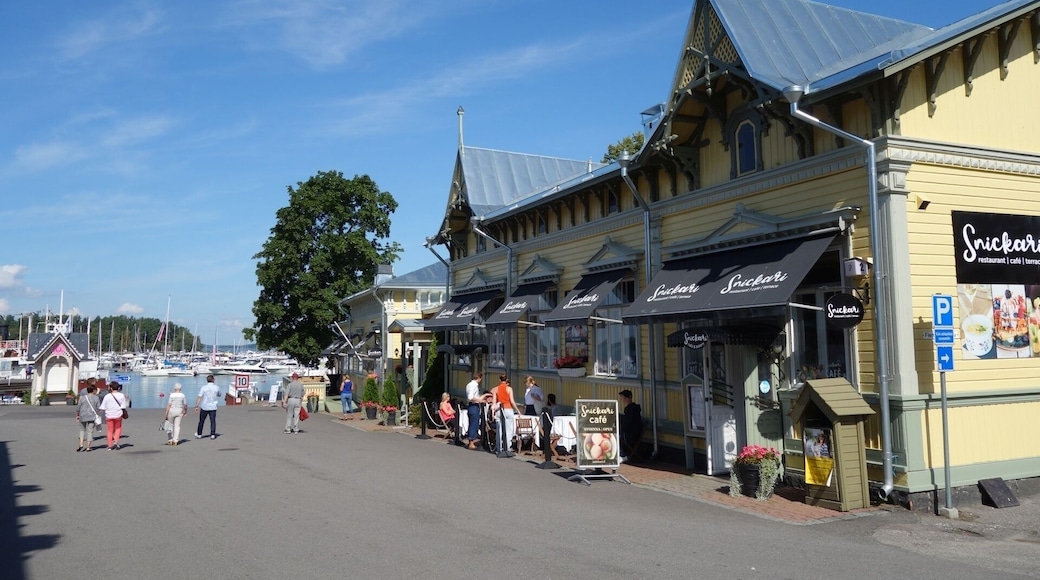 A café in a beautiful old house