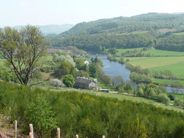 Cuil An Daraich and River Tay Cuil An Daraich was a Victorian workhouse then a museum before being turned into flats. The bridge over the River Tay in the background was originally a rail bridge but now carries a road.
