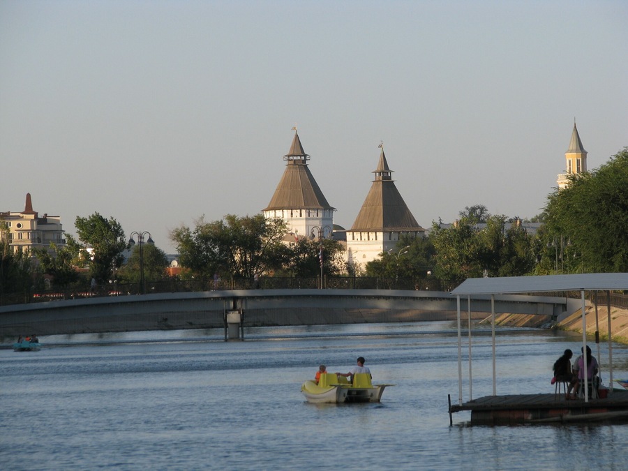 Astrakhan'