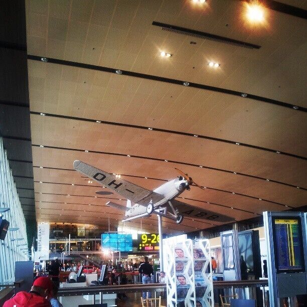 Plane in #Terminal 2 #Helsinki #Vaanta #Airport #Finalnd

www.wyldfamilytravel.com