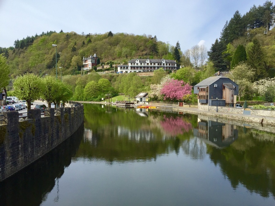 Beautiful town in nestled in a valley in the Ardennes. Popular in Summer for kayaking, hiking and other outdoor adventures. A lovely place to spend a few days wandering around.