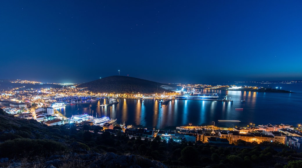 Çeşme Night Panorama