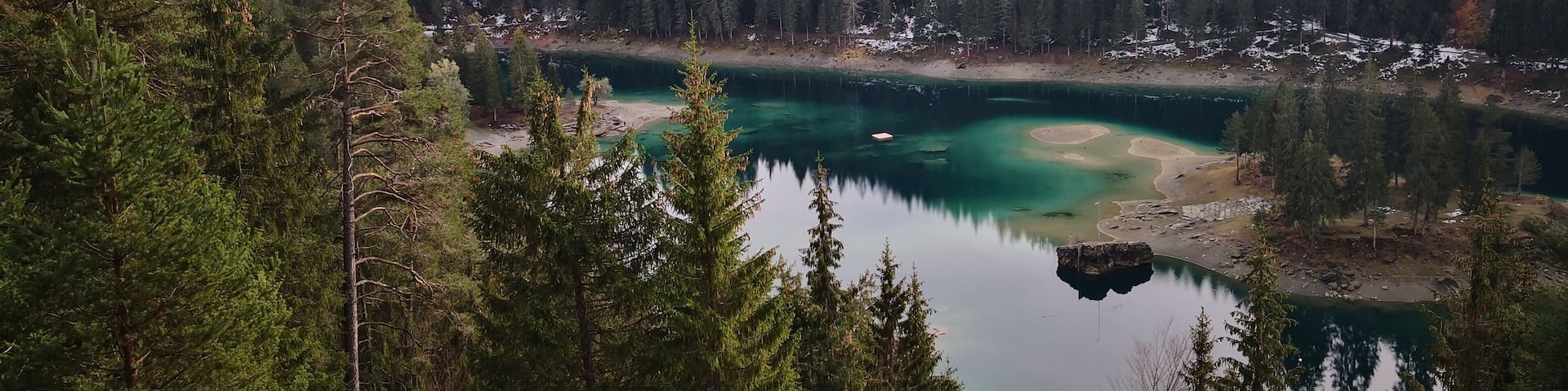 A view of the Caumasee. The color of this lake is amazing!
November 2018
Photo took with my Huawei p10 mate pro