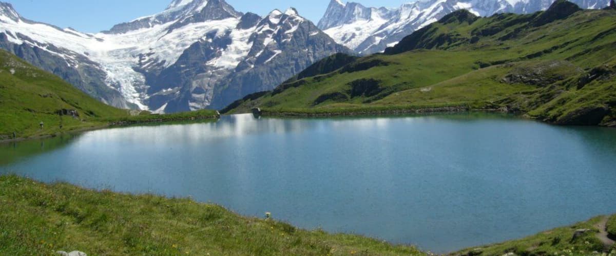 wonderful gentle hike to stunning views of the lake and snow capped mountains in the background
#lifeatexpedia