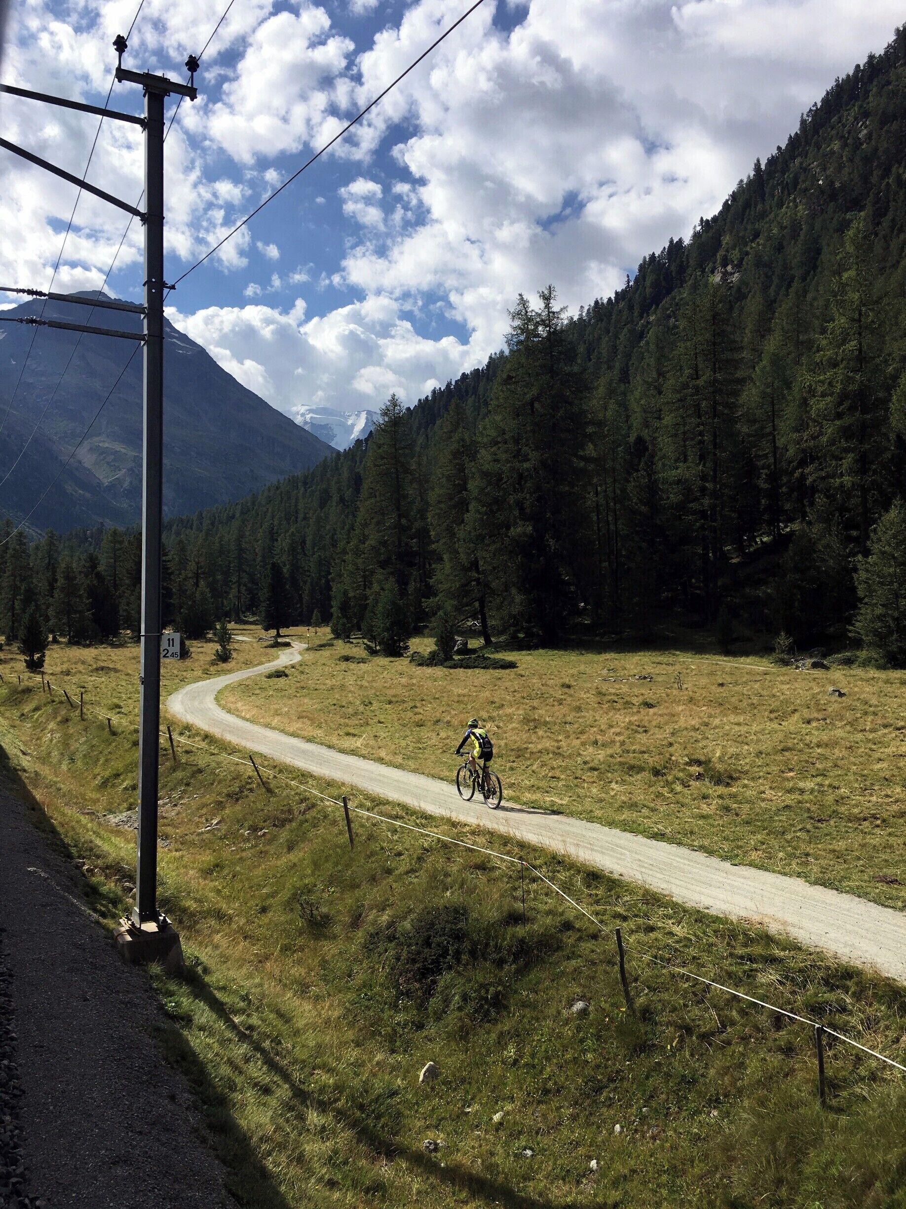 Some beautiful, quiet trails run alongside the rail tracks. Gorgeous walking or cycling country. #GreatOutdoors