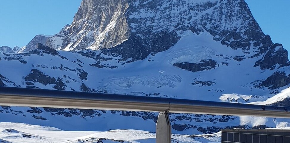Bubbles in high places with the best views.
