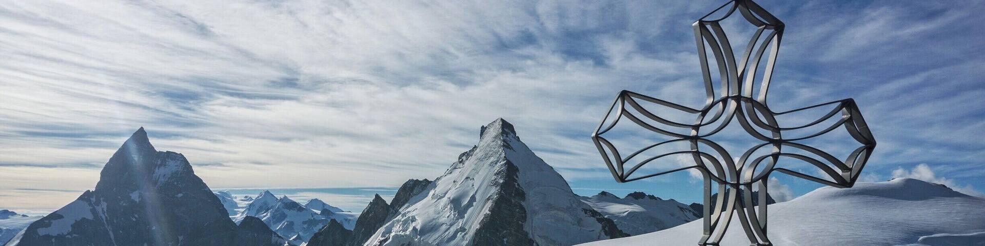 After an early morning glacier slog from the Bertol Hut, we were rewarded with a stunning view over towards the Matterhorn from Le Croix on the summit of Tete Blanche, straddling the Swiss and Italian border.
#TakeAHike