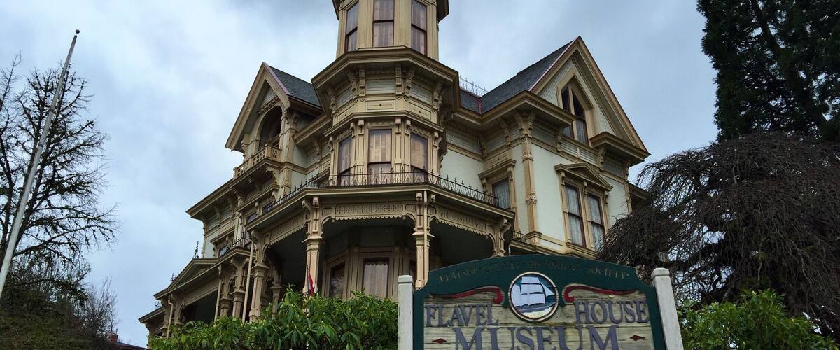 The museum is well known to fans of the film The Goonies, which was filmed in Astoria. It is featured as the museum where Mikey's father works as a curator.