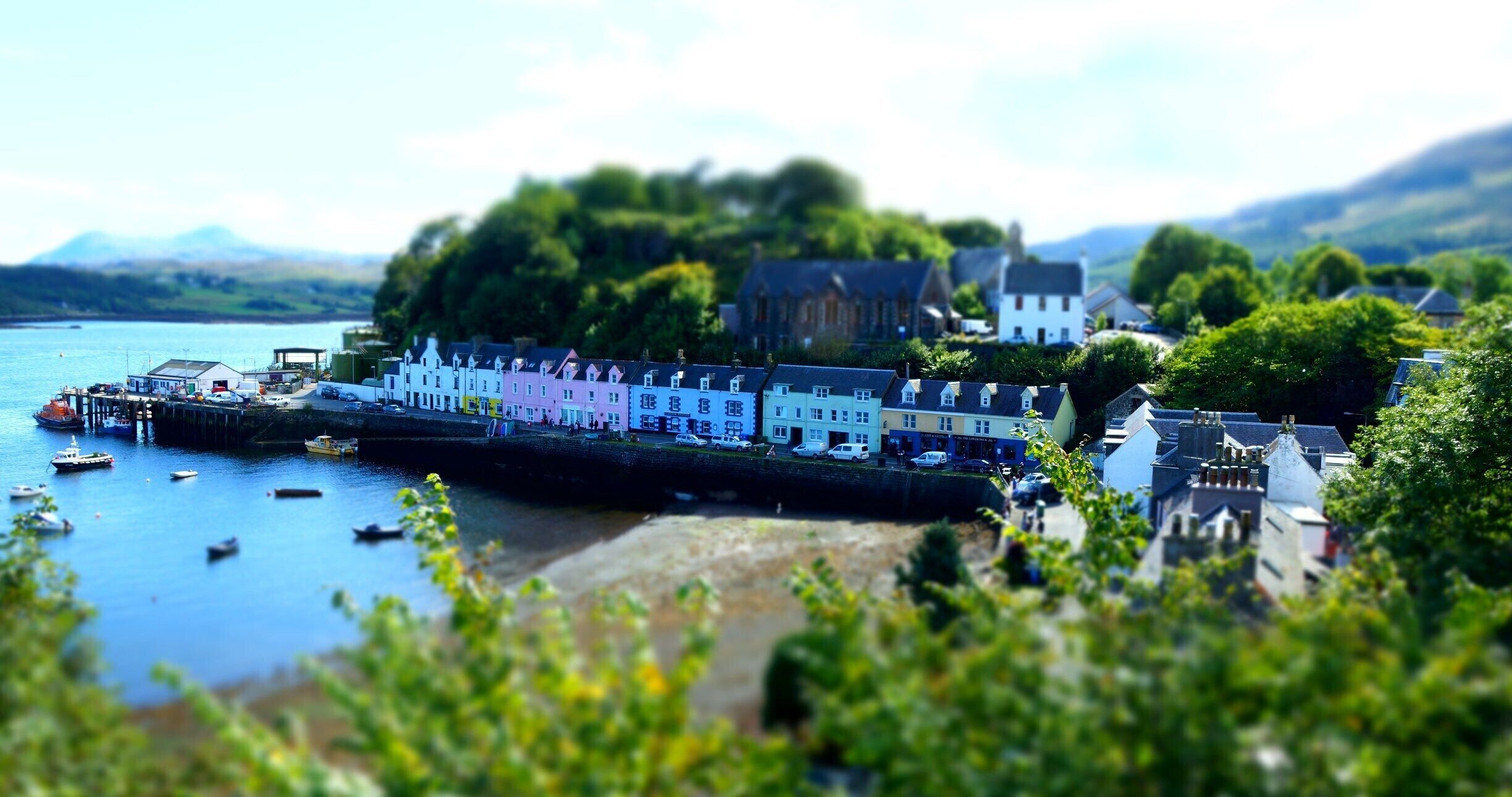 Portree harbour, A well worth stop on the coastal trip around skye