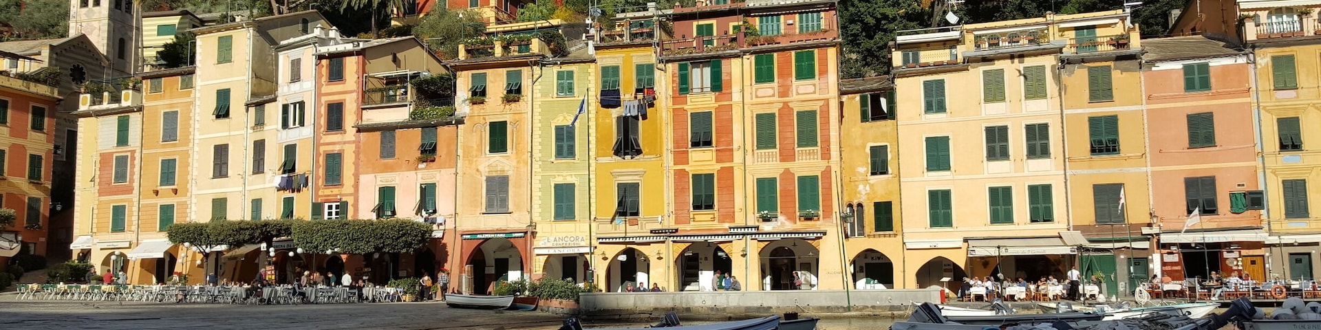 #lifeatexpedia This little town is full of character. There are lots of small hidden walk ways that open to another world of Italian Charm. I am so glad I was able to experience it first hand.