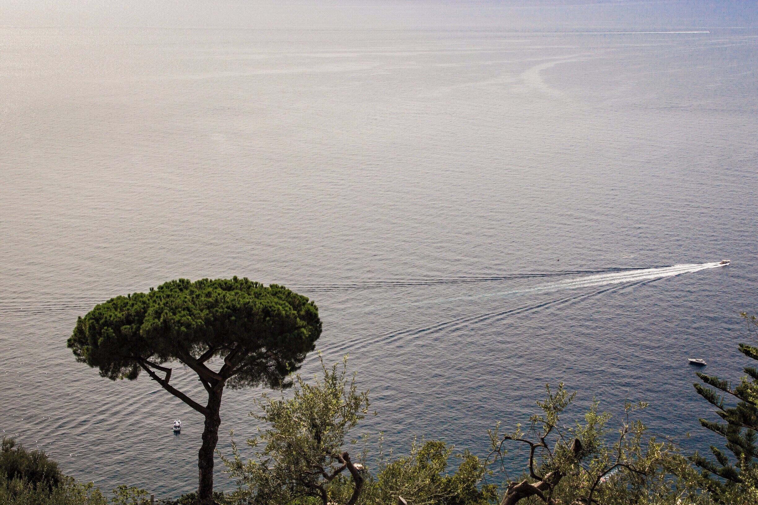 Walking down to the beach from my apartment was quite a trek, but views like this make it all worth it!

#BVStrove