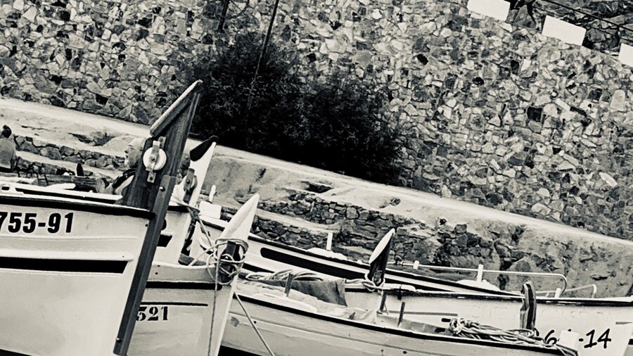 Loved these boats. Lined up and waiting to go fish