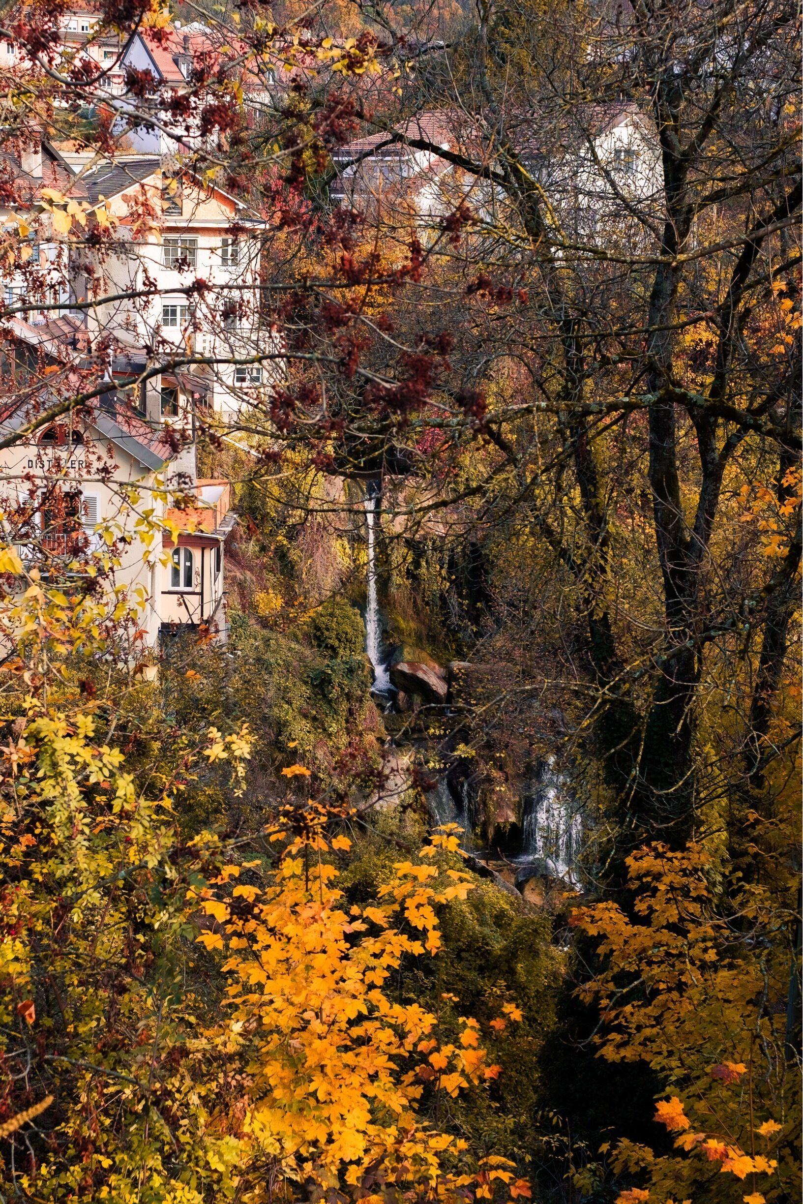 Cascade du Forestay at the entrance of Chexbres