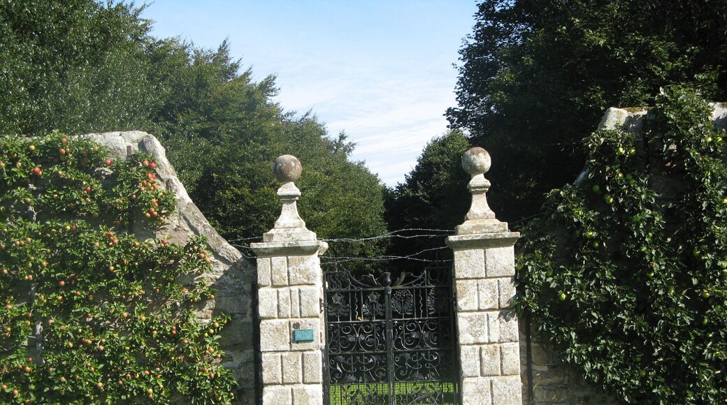 This is a photo of listed building number