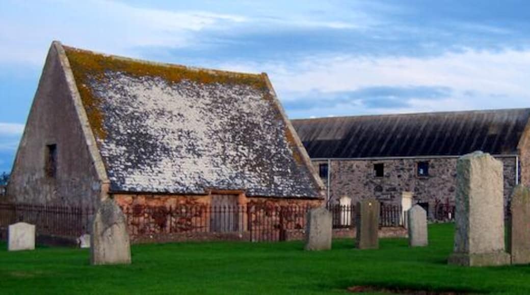 Udny burial vault, Newburgh Cemetery