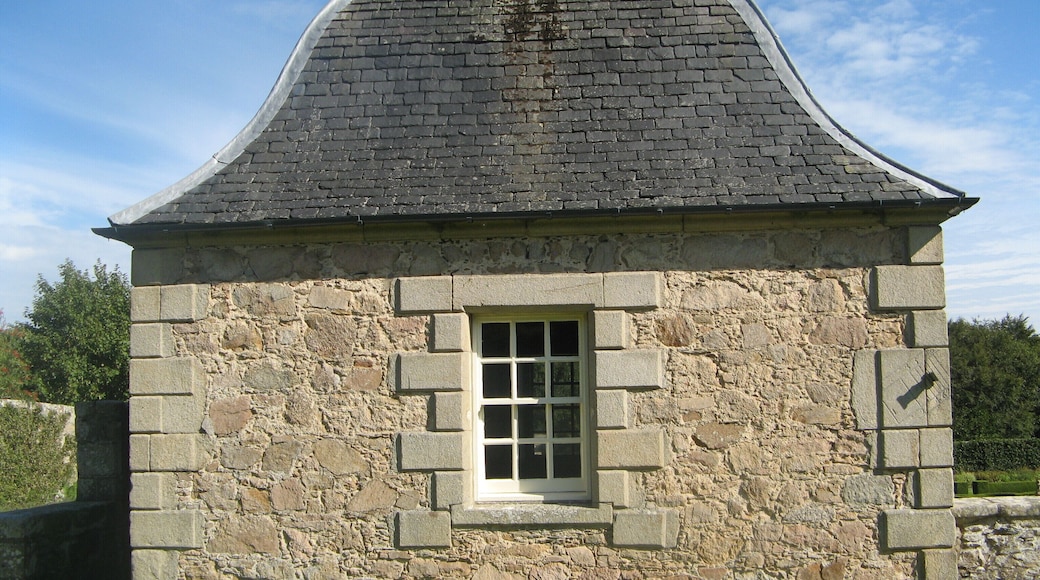 This is a photo of listed building number