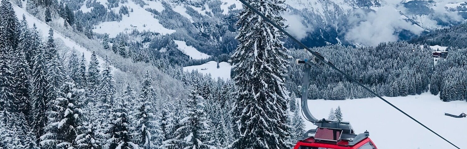 It is said that there is only one season in a year around at winter wonderland of Mt. Titlis. This photo is one of many grateful discoveries experienced together with my college best friends in such amazing #Switzerland #Alps. Each of us flew from different parts of the globe (three continents) to cherish our friendship started three decades ago. A season adventure trip ... with and for a lifetime friendship 😍
Photo was taken on March 7th 2.05 pm — on our way down from Stand to where we took our first gondola at Trubsee/Valley Station.
#itbtl87 #friendship
with #serbalanda
#engelberg