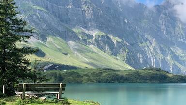 Mountains and lakes never looked this beautiful to me. #trovember