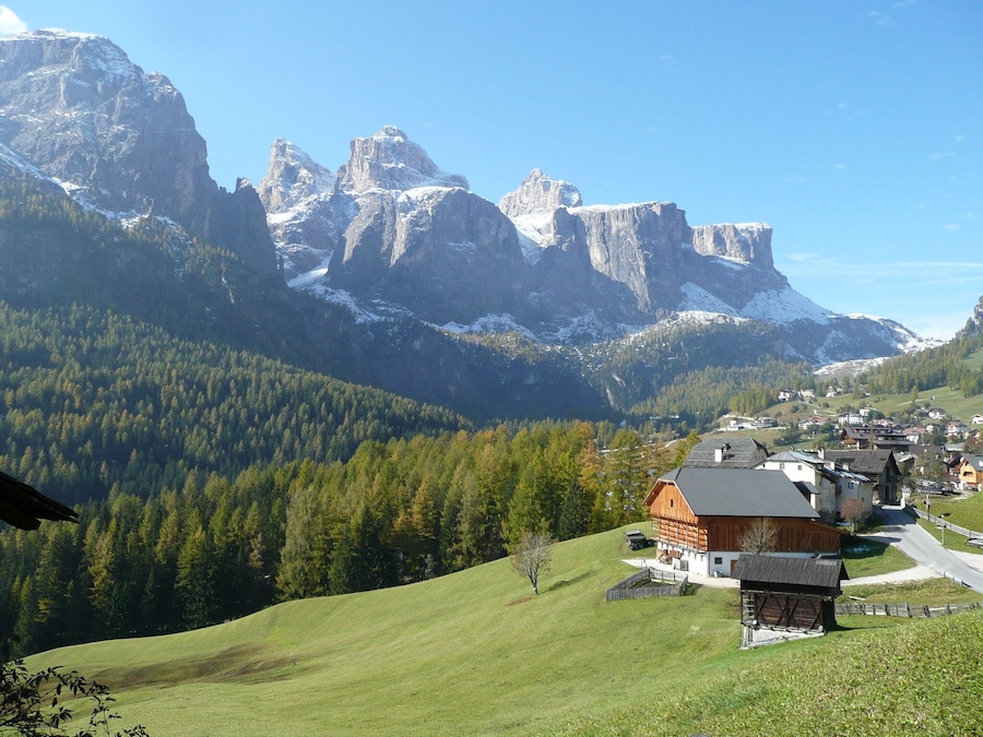da Colfosco verso il Sella