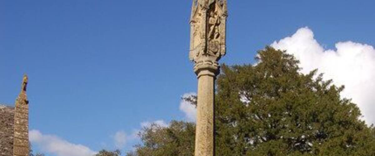 War memorial in St Michael and All Angels churchyard, Stanton, Gloucestershire
