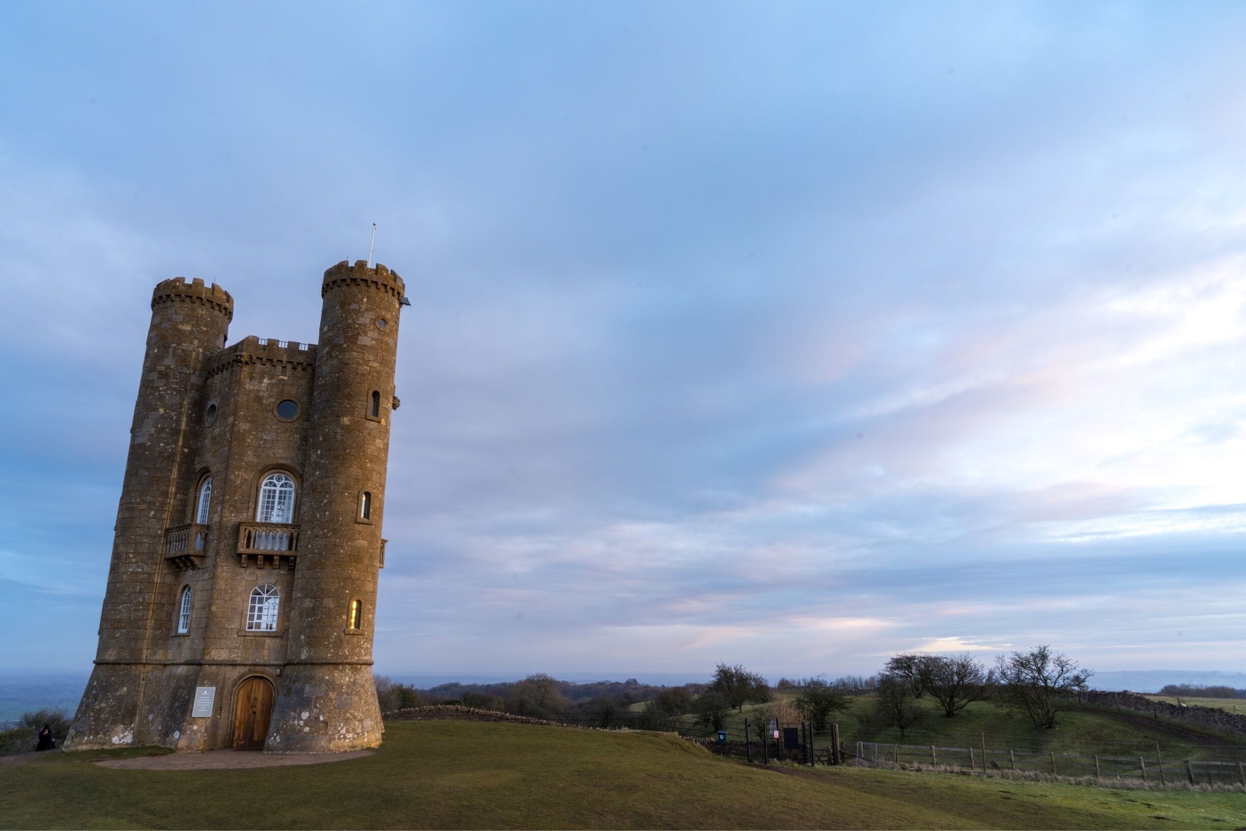 Up early this morning to catch the sunrise, very windy but the sky was amazing. Would probably lend itself better to a sunset due to the topography but still lovely to shoot. 