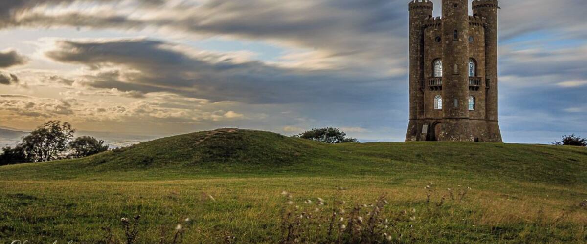 A view of Broadway Tower.
All though this is not that higher hill you can see for miles around. Did not get chance to go up the tower but I am sure the views are even better with a 360 degree view.