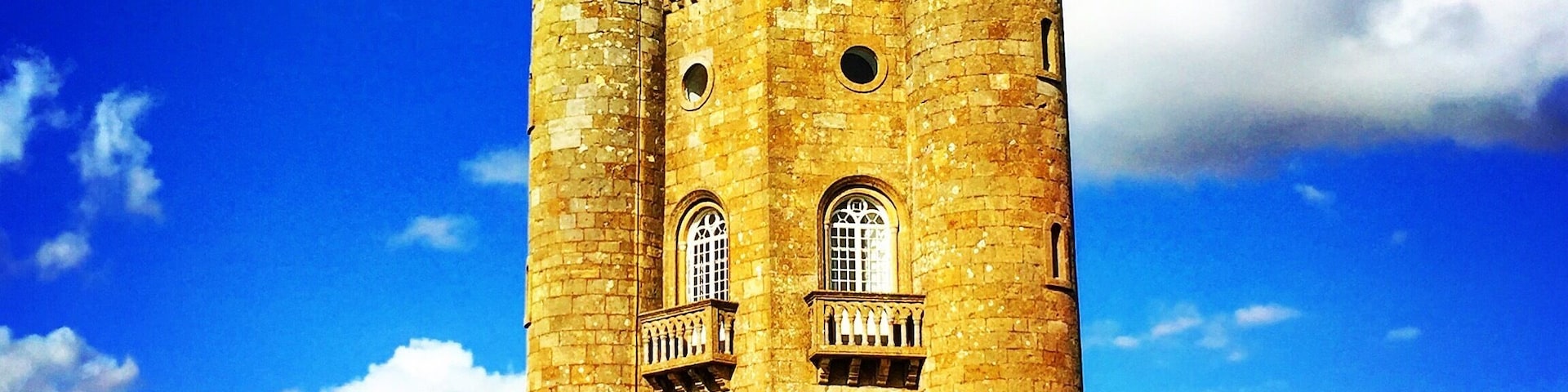 Great views from the top of this tower on a clear day. I believe you can see 5 different counties if my memory serves me correctly. Situated in the Cotswolds, we took some Aussie friends here when they visited us