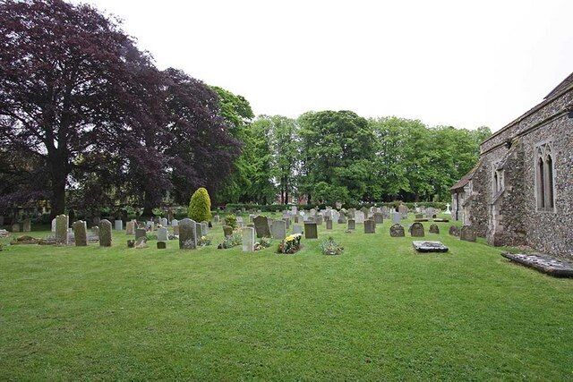 Holy Cross, Felsted, Essex - Churchyard