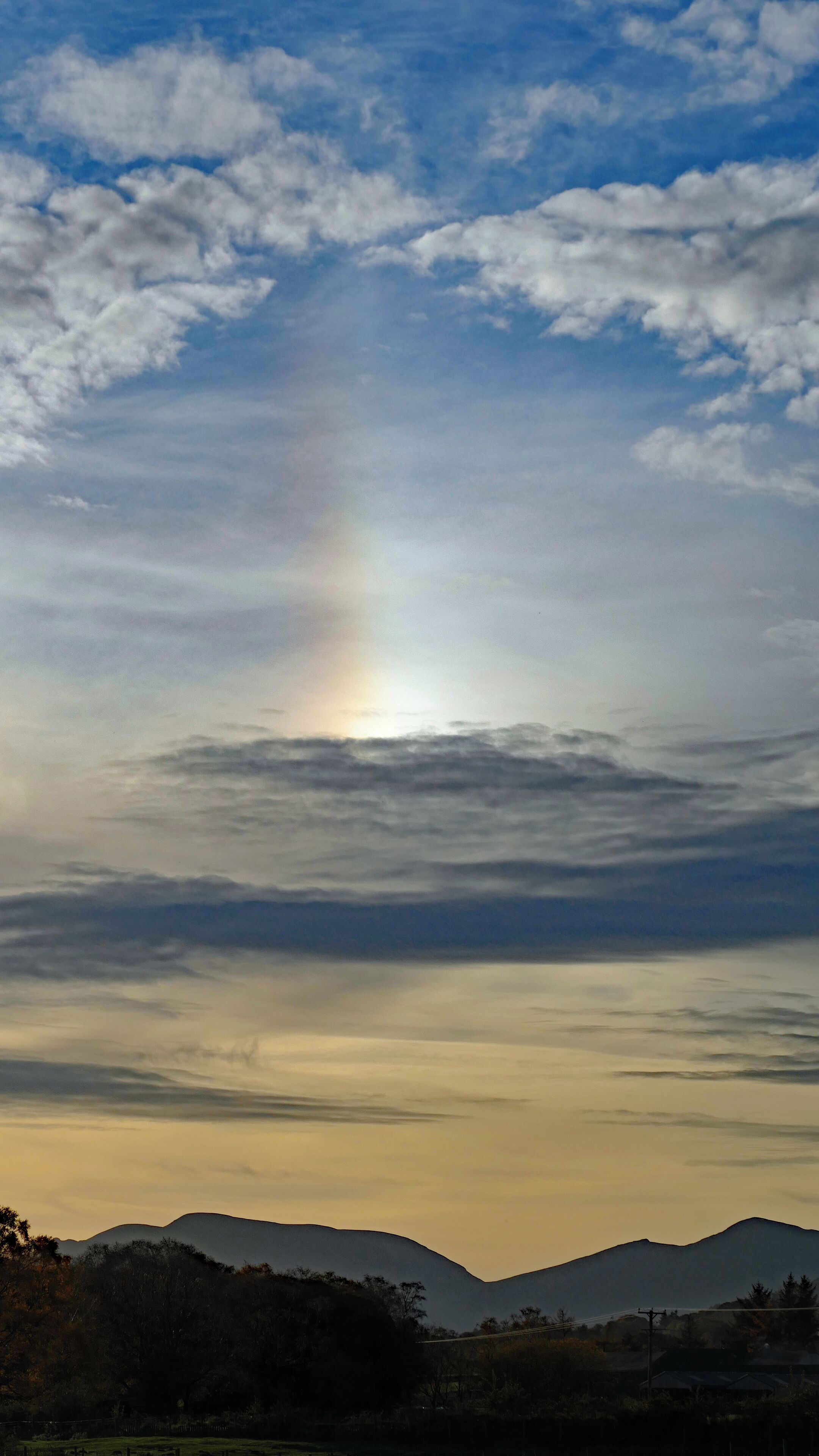 The first walk after the clocks go back and it's always a bit of shock to the system how early it seems to go dark. Looking back to the north-eastern fells from a long but easy stroll along the River Glenderamackin as a short-lived sun dog appeared.