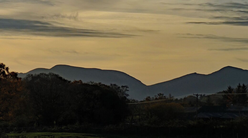 The first walk after the clocks go back and it's always a bit of shock to the system how early it seems to go dark. Looking back to the north-eastern fells from a long but easy stroll along the River Glenderamackin as a short-lived sun dog appeared.
