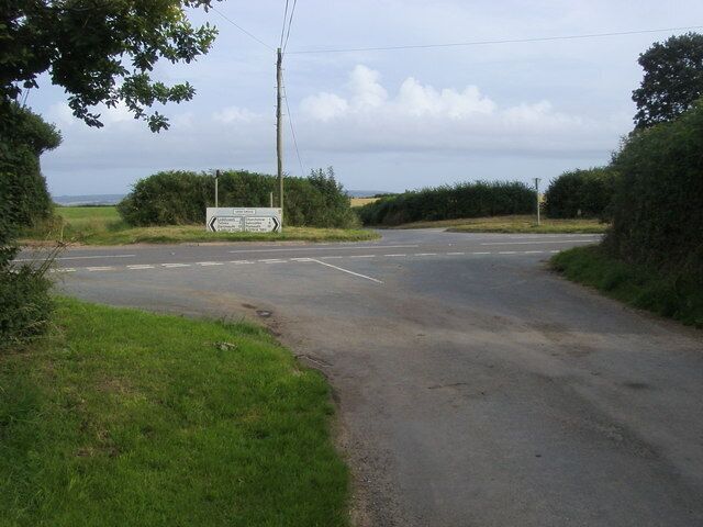 Leigh Cross A381 passing through Leigh Cross