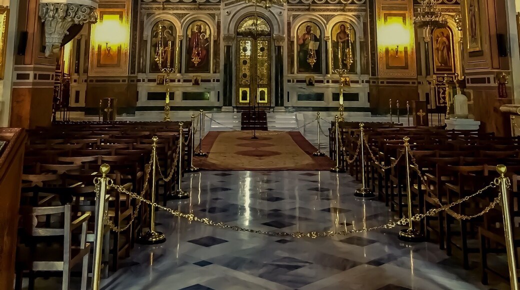 Visited this Cathedral right in the center of Mitropoleos.