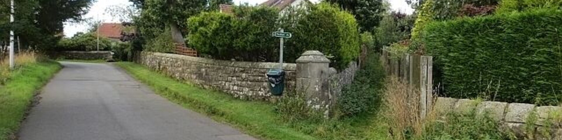 Path end, Crook of Devon