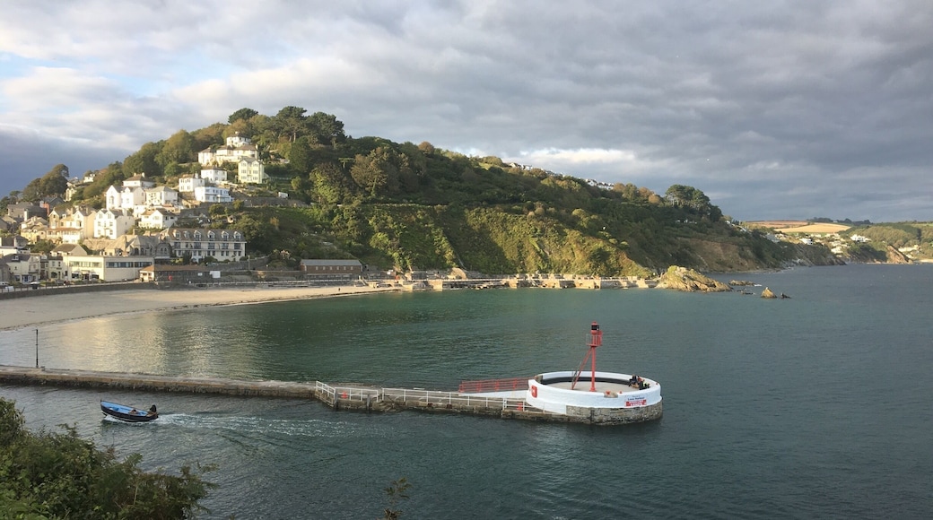 This is Looe banjo pier. Taken from Hannover point. Looe is a small fishing town in north Cornwall. A great place to visit with amazing river views.