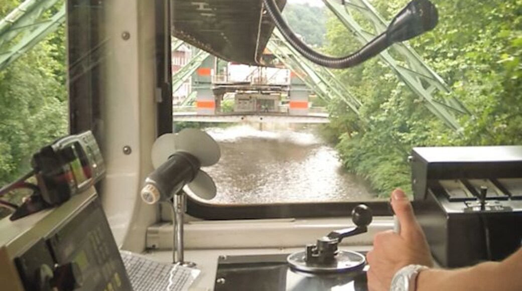 ...and I rode this for two whole hours. I am always going to be a child! :)
P.S. Read more about my trip to Wuppertal (link in Romanian)--
https://bit.ly/3ayHKqC