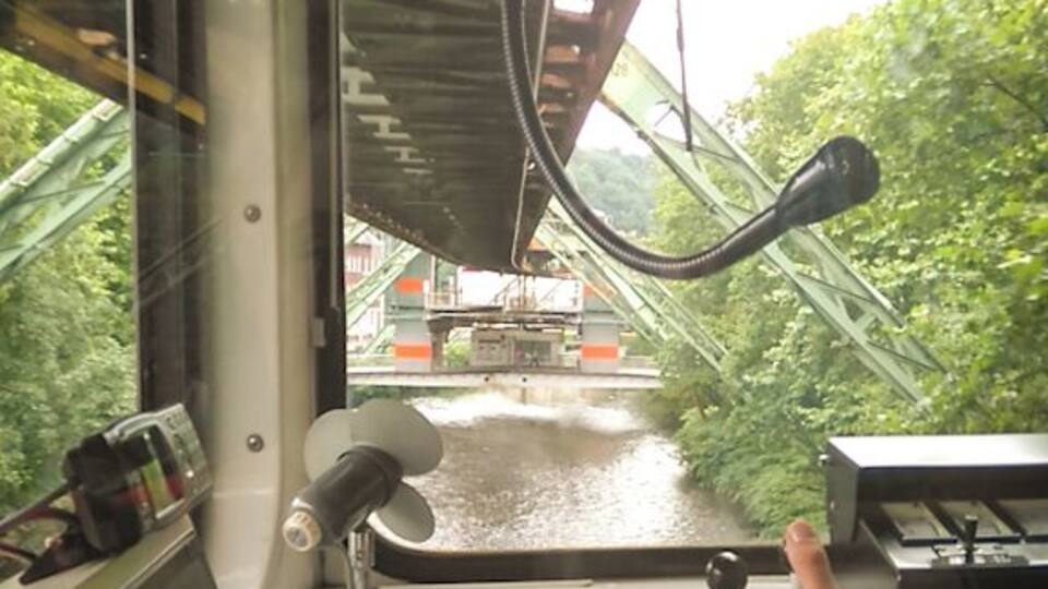 ...and I rode this for two whole hours. I am always going to be a child! :)
P.S. Read more about my trip to Wuppertal (link in Romanian)--
https://bit.ly/3ayHKqC