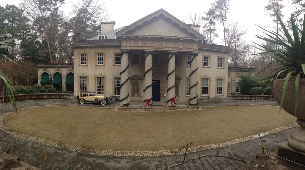 Swan House was built for Edward and Emily Inman in 1928. Designed by Philip Trammell Shutze in a combination of Renaissance revival and Classical styles, the house was built after the Inmans commissioned the architectural firm Hentz, Reid and Adler to design a new house, as their previous house had burned in 1924. While Edward Inman died in 1931, Emily Inman and her family lived in the house until 1965. The Atlanta Historical Society acquired Swan House in 1966, and it is now operated as part of the Atlanta History Center.
A must-see while in Atlanta!