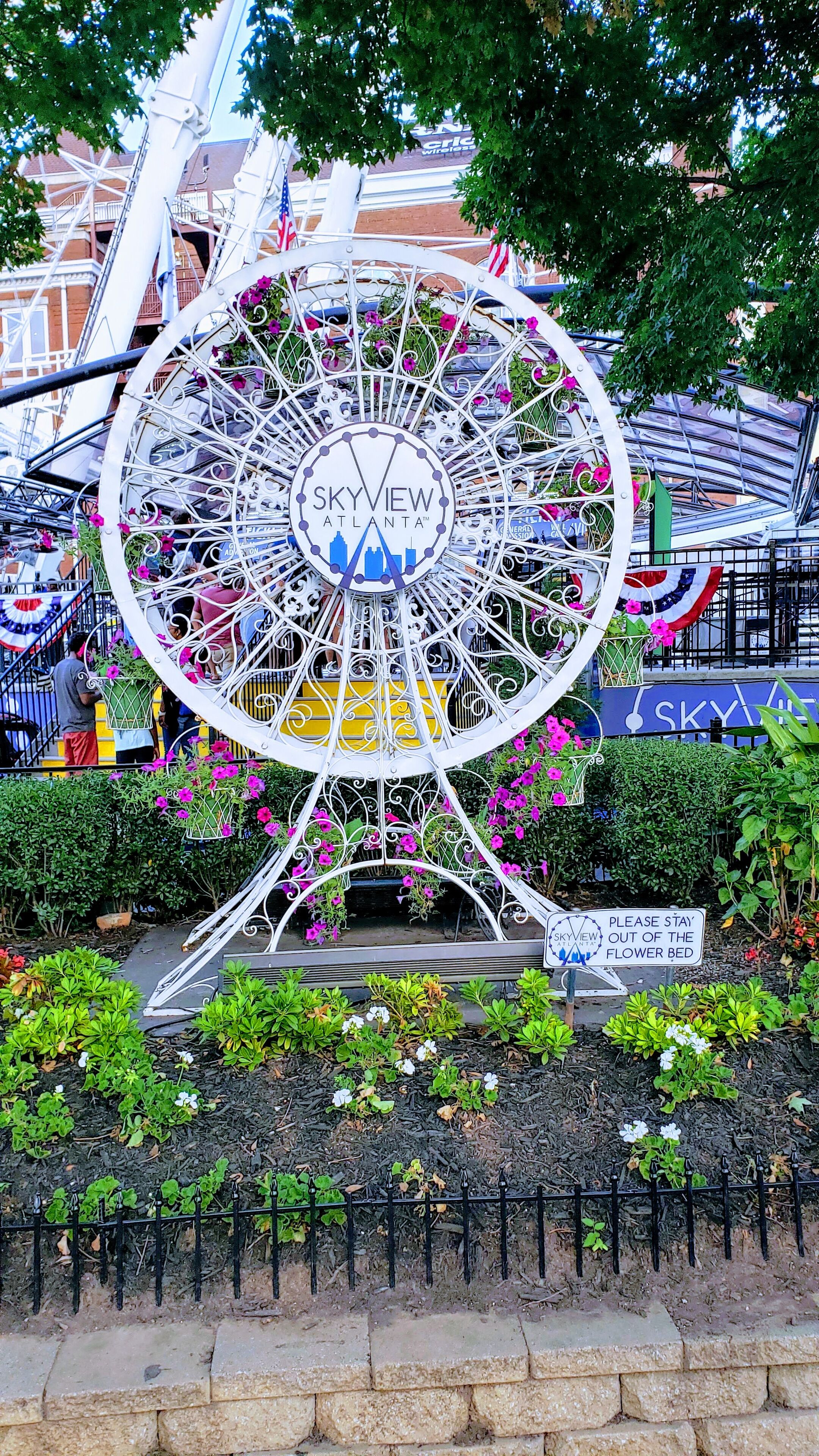 The views of the city from above the ferris wheel is amazing.  It doesn't matter if it's daytime and night.