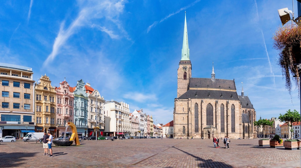 Panorama of the market square in Pilsen, Czech republic. Altstadt von Pilsen, Tschechien