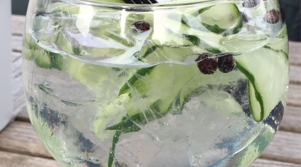 Goblet of G&T anyone? #lifeatexpedia