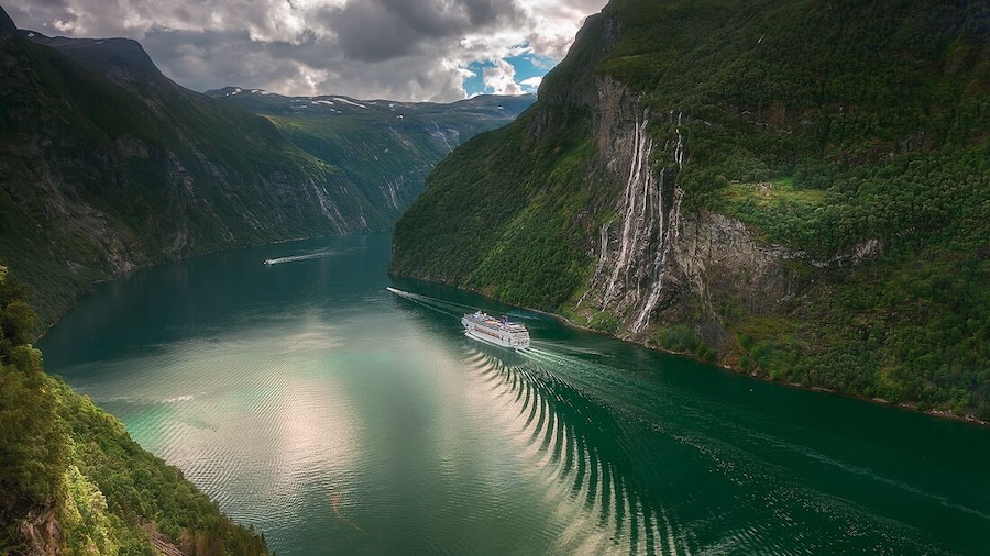 Viewed from the Homlong trail #green