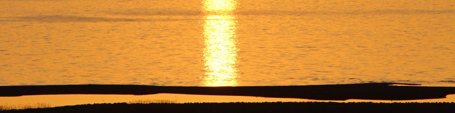 Sunset in Van lake.
Van, Turkey
#sunset #van #turkey