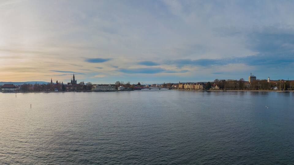 Panorama von Konstanz am Bodensee - Panorama from(Lake of) Constance
