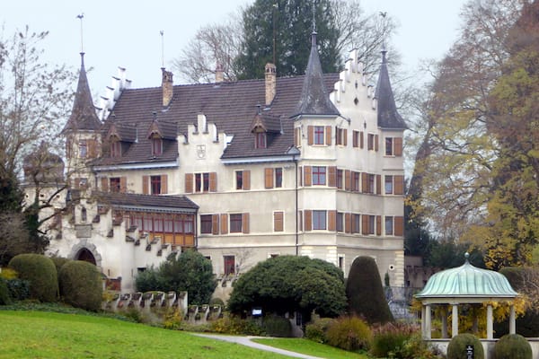 D' Seeburg z' ChrĂŒzlinge, vu Oschte gsĂ€.