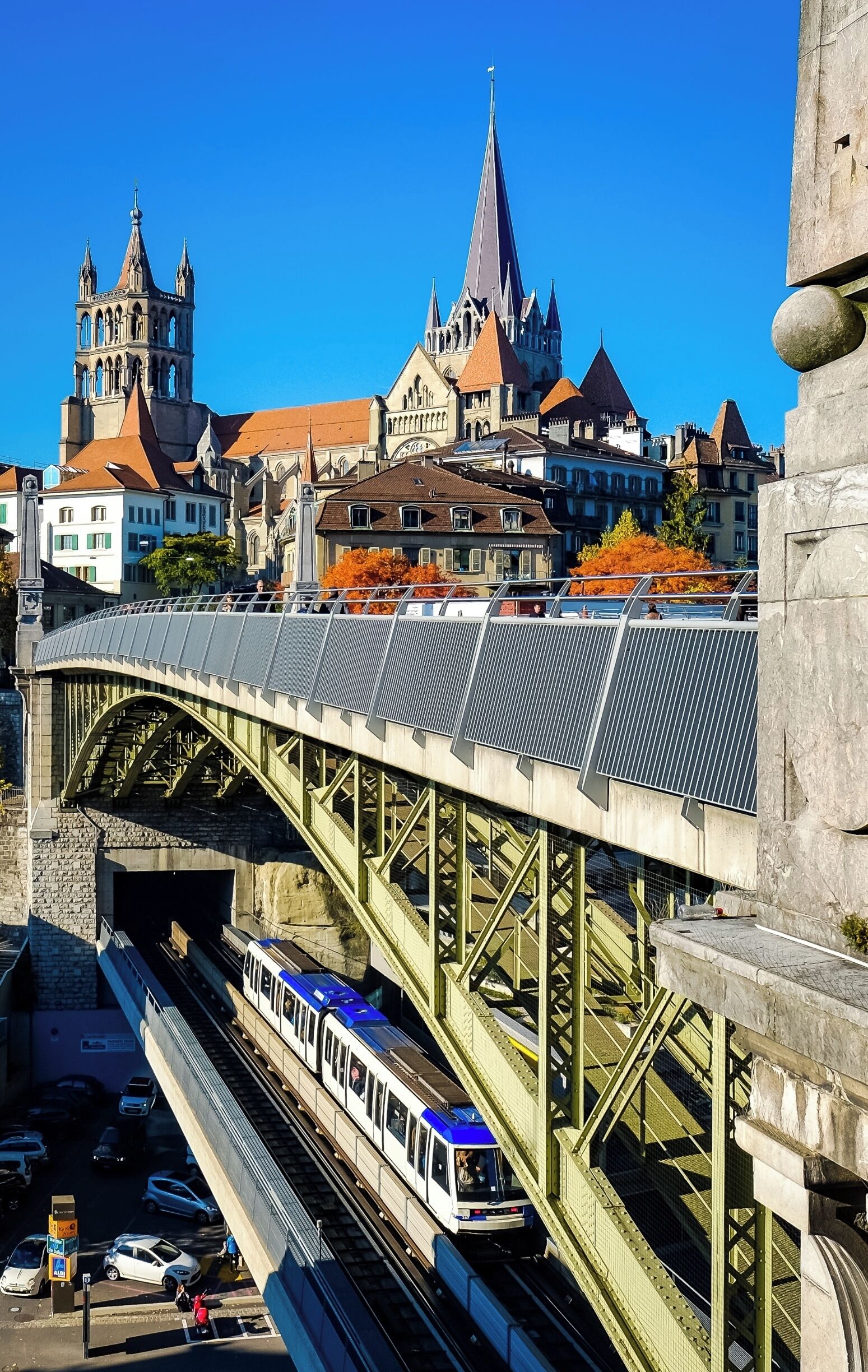 Lausanne cathedral seen from the Bessieres metro stop. Fun fact: Lausanne actually is the smallest city in the world to have a metro system. #urbanjungle