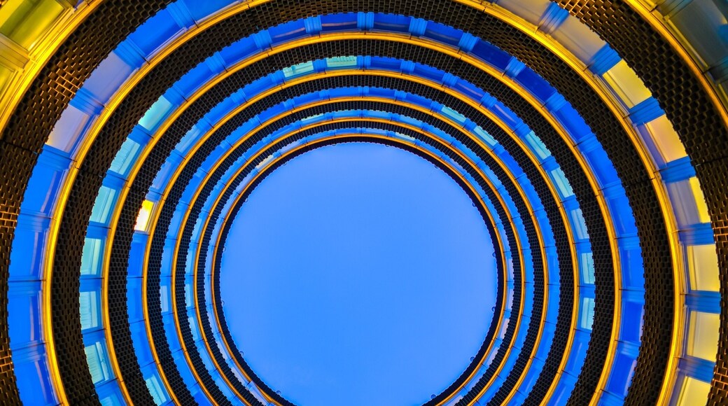 Round, modern building. Easy access from the bus stop. From a photography perspective I recommend going after sunset when there’s still some light left and the interior lights start to be switched on #urbanjungle #bvsblue