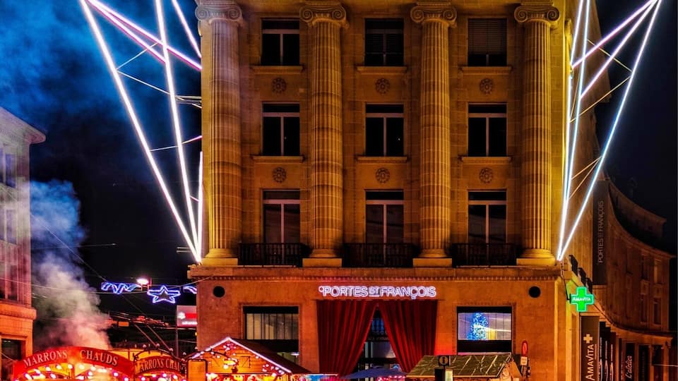 Lausanne has every year an illumination festival in December. This photo shows the 2018 installation at Place Saint François #TroveOnTuesday